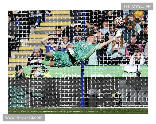 阿利松英超扑救成功率领先，展现顶级守门员实力