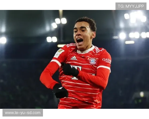 穆西亚拉闪耀德甲，德国足球迎来新希望