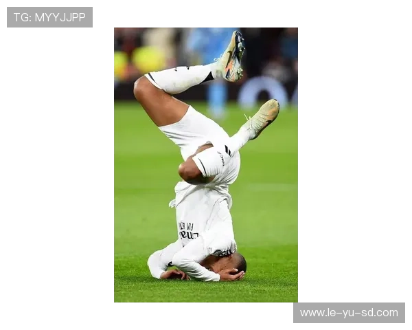 姆巴佩欧洲杯展现极速突破，速度成赛场亮点