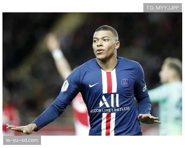 姆巴佩强势压迫引领球队复苏,持续追逐高光时刻 姆巴佩强势压迫引领球队复苏,持续追逐高光时刻